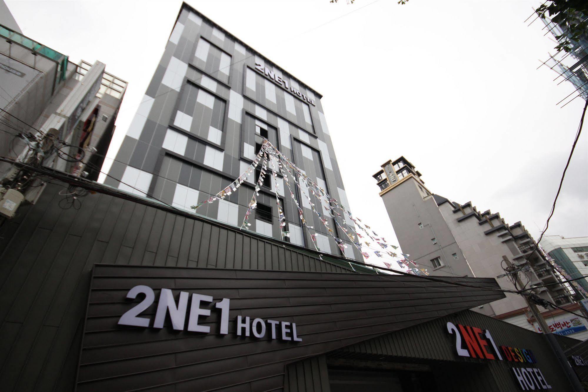 2Ne1 Hotel Busan Bagian luar foto
